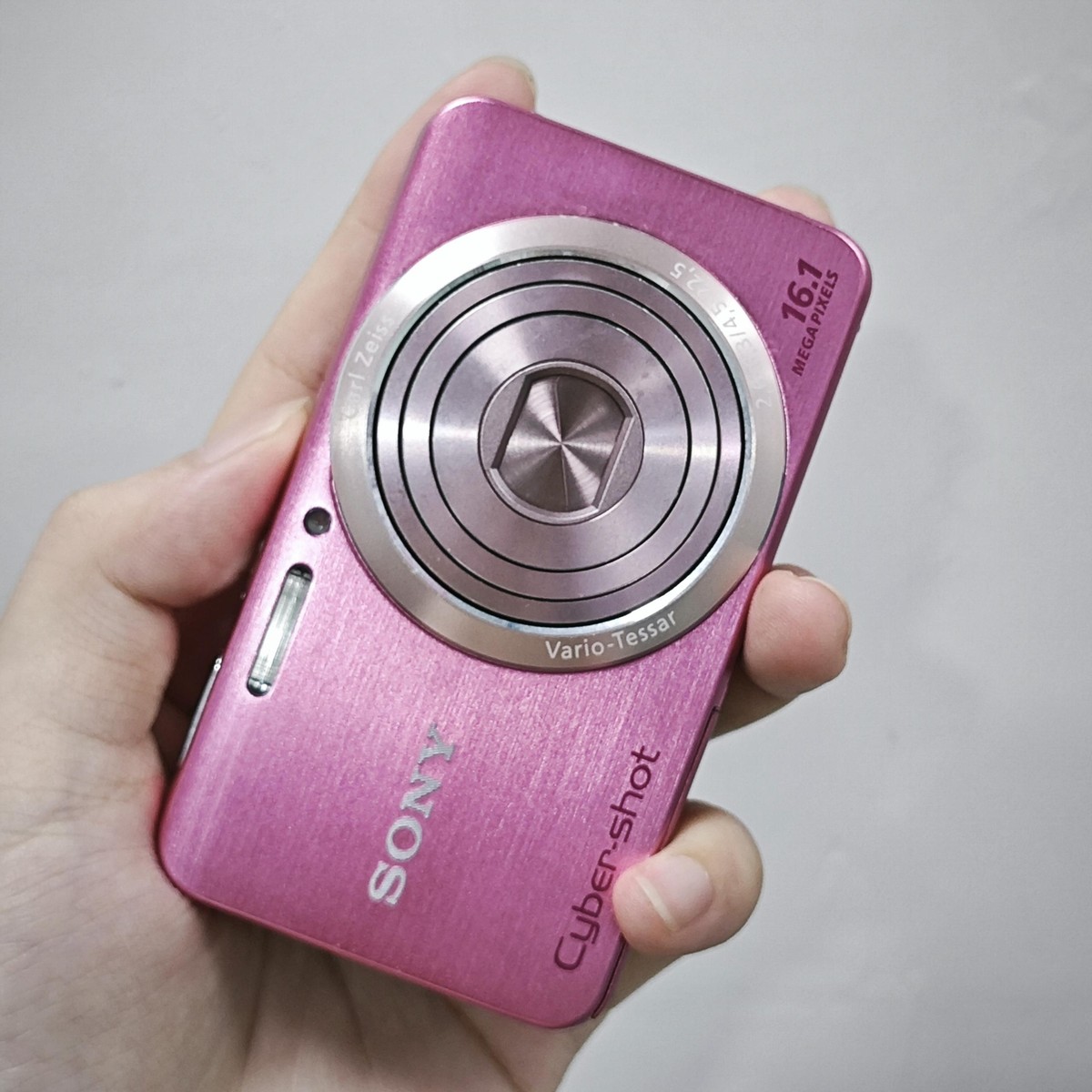 SONY Cyber-Shot DSC-W630 16.1MP Compact Digital Camera 5x