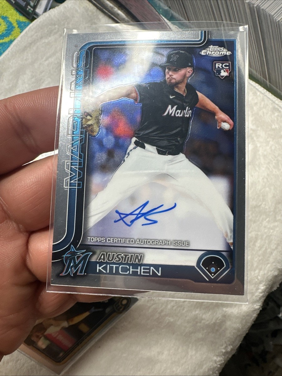 2025 Topps Chrome AUSTIN KITCHEN RC AUTO #RA-AKI Rookie On Card