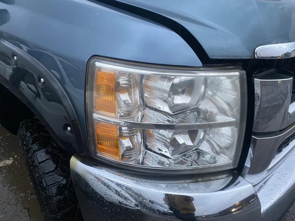 07 08 09 10 11 12 13 14 CHEVY SILVERADO 2500 Conjunto Faro Derecho Foto 2 de 4