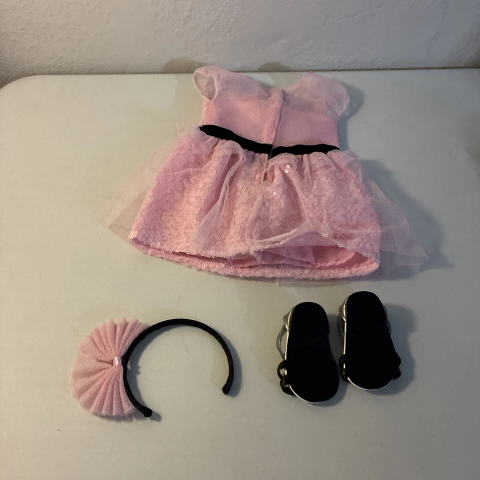 Muñeca American Girl Grace’s Opening Night Outfit, conjunto completo y Foto 4 de 4