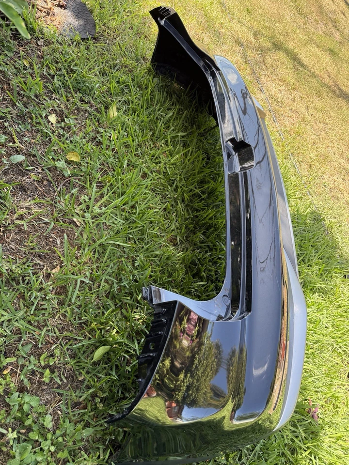 2017 - 2022 KIA NIRO Complete Rear Bumper with Harness OEM  PICKUP ONLY - Image 4 of 4