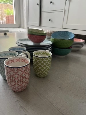34er Set Geschirr Tassen Teller Schalen Vancasso Creatabel - Bild 1 von 4