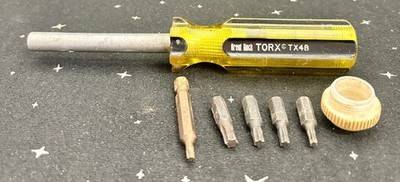 Vintage Great Neck Torx TX4B W/5 Bits Fluted Yellow Plastic Handle USA