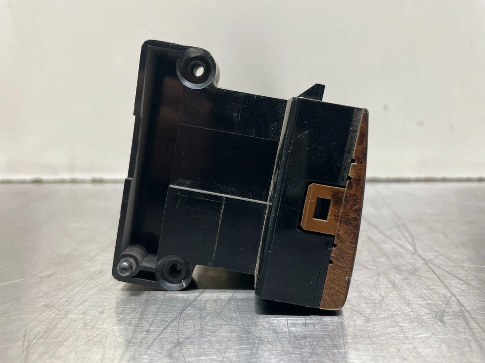 1997 INFINITI I30 OEM AUTO HEATER A/C CLIMATE CONTROL PANEL 28525-51U00 1996 - Image 2 of 4