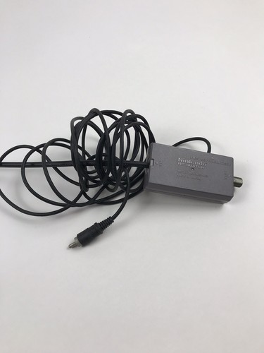 Nintendo NES-004 controller retrò vintage e switch RF NES-003 ENTRAMBI NON TESTATI - Foto 5 di 6