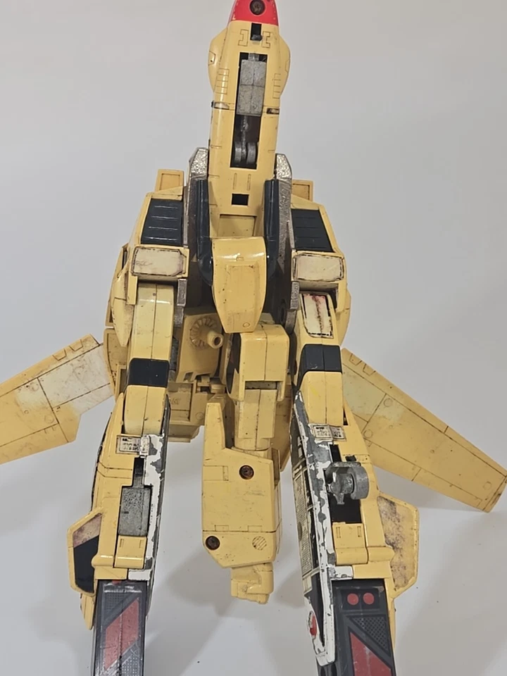 Vintage 1985 Bandai G1 JETFIRE Transformer - Incomplete For Parts Or Repair - Image 4 of 4