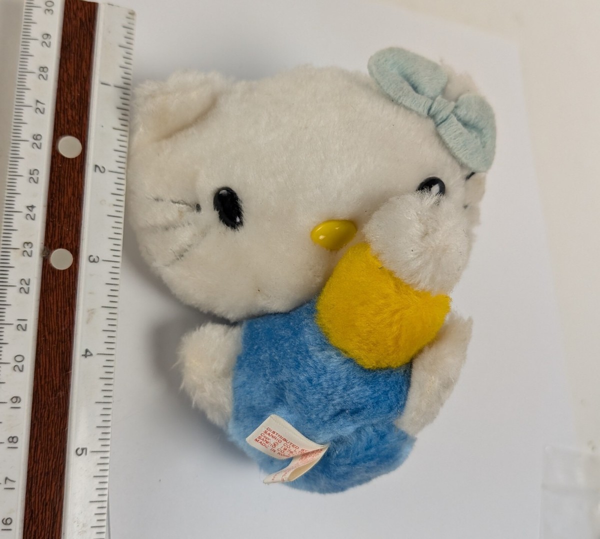 Vintage 1976 / 1983 Sanrio Hello Kitty Plush 5-Inch Blue & Yellow