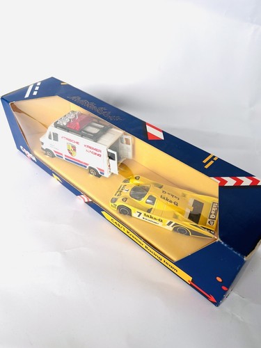 Corgi C48/1 Kremer Racing Team Set. Excellent Original Box. - Picture 2 of 4