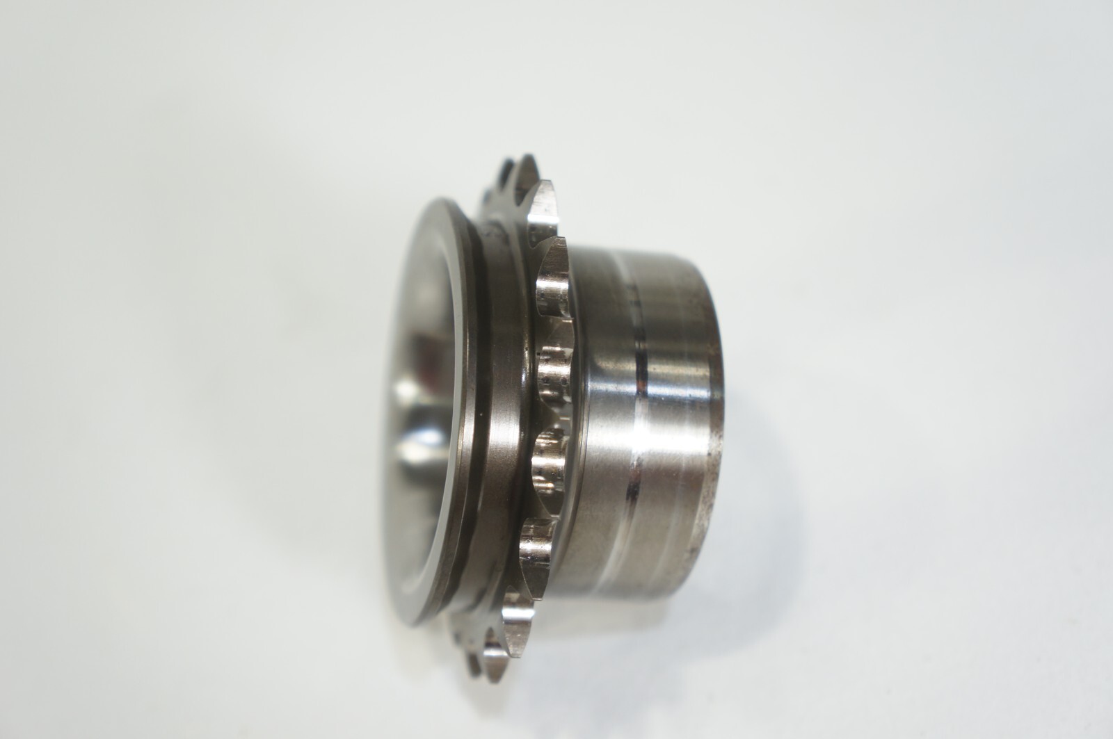 03-2012 Bentley Flying Spur W12 6.0l Engine Crankshaft Crank Shaft Gear Sprocket