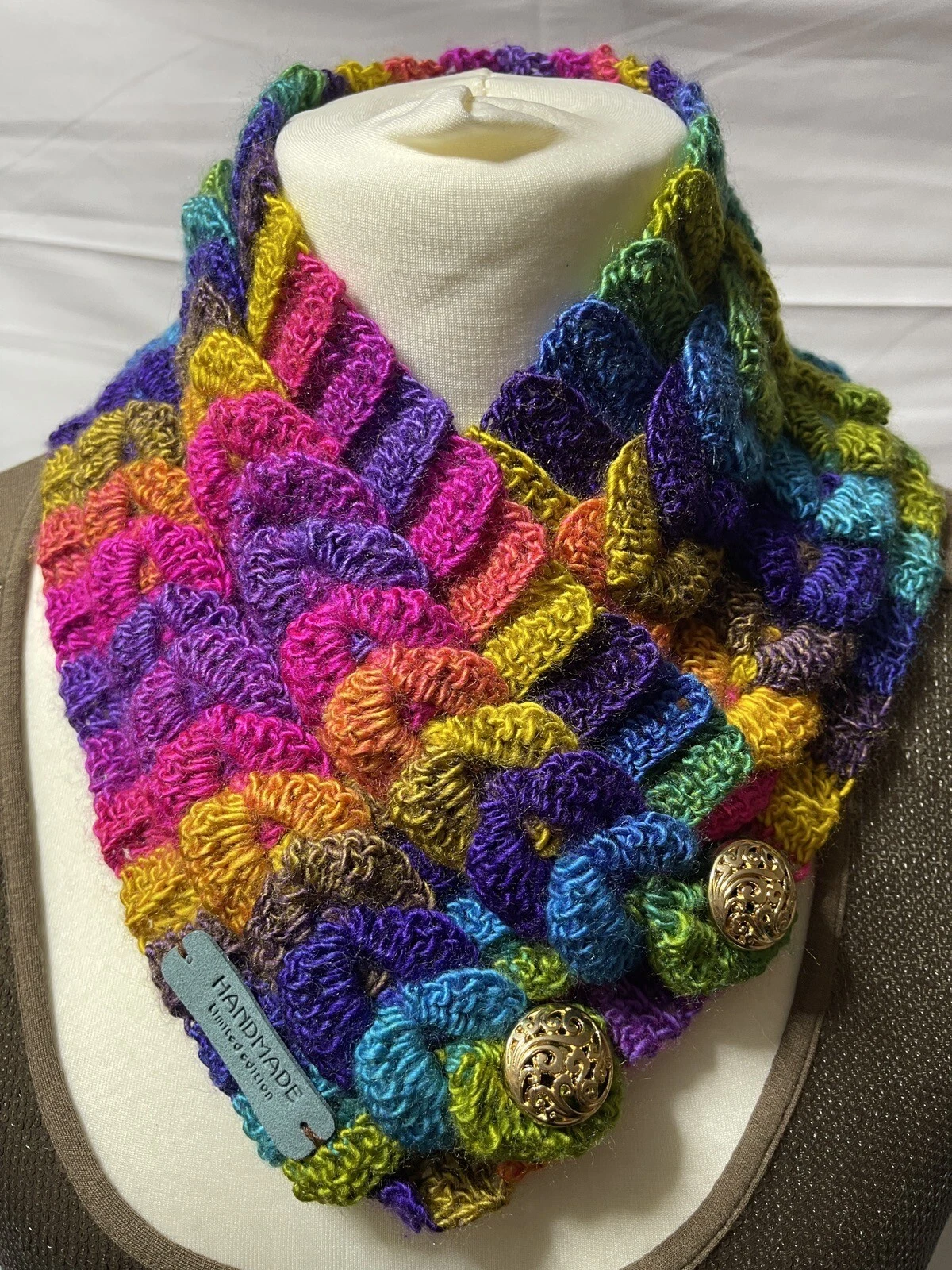 Braided Neck Warmer Multicoloured Colourful Acrylic Stunning Beautiful Chunky
Opens in a new window 
