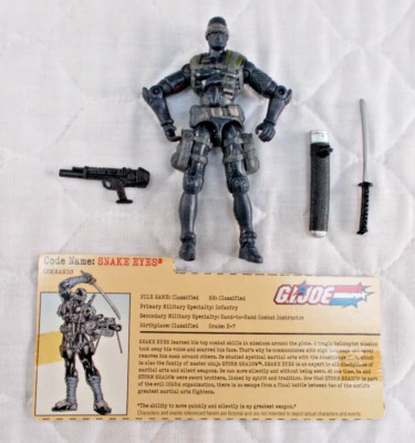 Snake Eyes (v22) 2005 Hasbro G.I. Joe, Commando With File Card