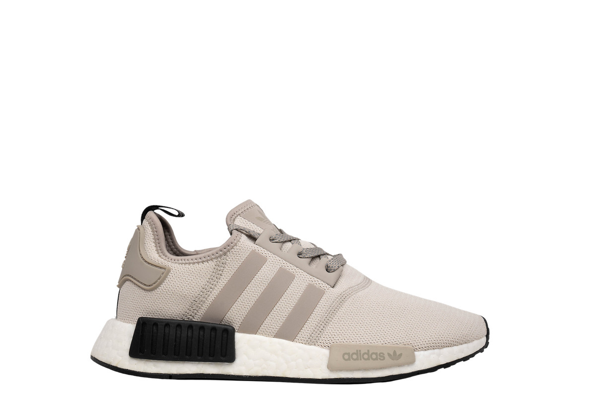 tan nmd