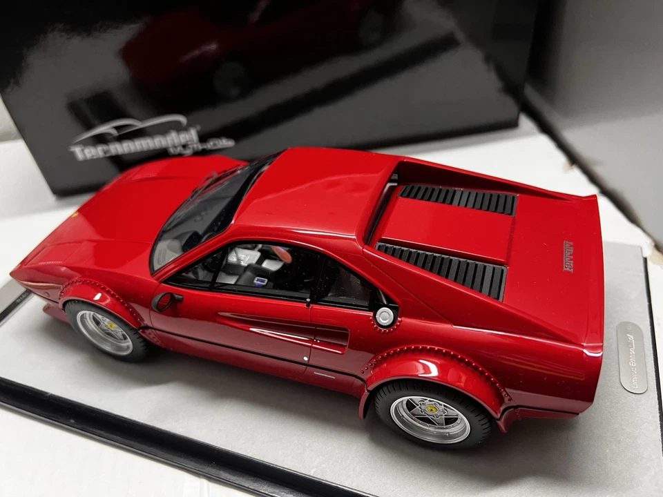 Ferrari 308 GTB/4 LM 1976 Press Rosso Corsa Tecnomodel 1/18 - Immagine 3 di 4