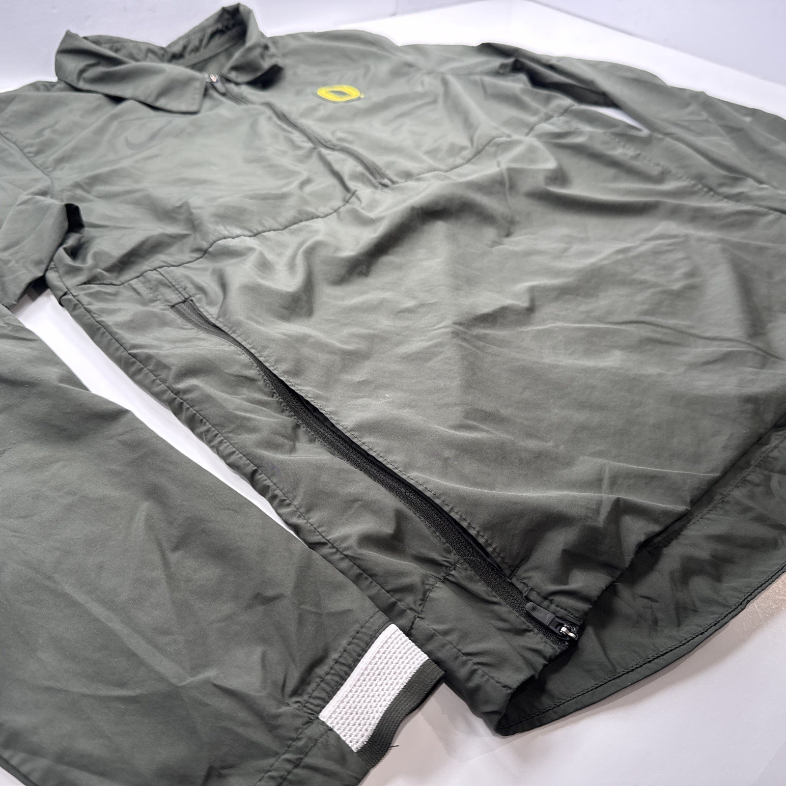 SACAI X NIKE Oregon Ducks taglia SMALL Nike giacca a vento pullover sul campo verde CQ5117 355