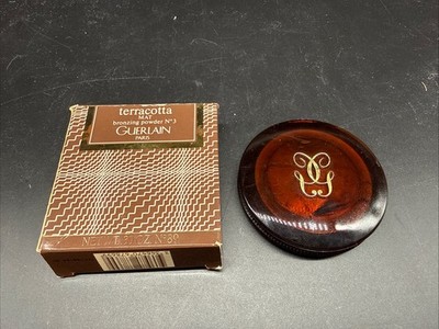 Vintage Guerlain Terracotta Bronzing Powder No. 3    Unused With Box