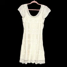 Gianni Bini women 100% cotton knee length short sleeve eyelit dress sz S lined