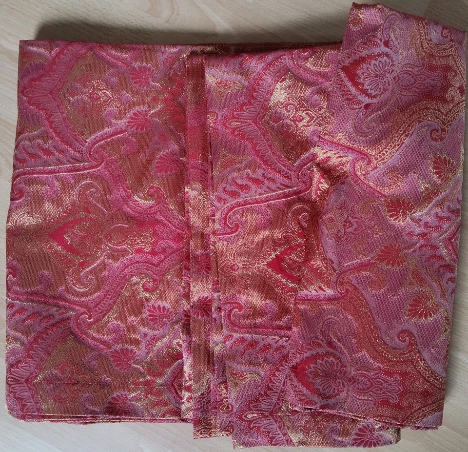 APART  Tischdecke als  stoffrest 170x220 Cm Rot "Gold" Farben  - Bild 2 von 4