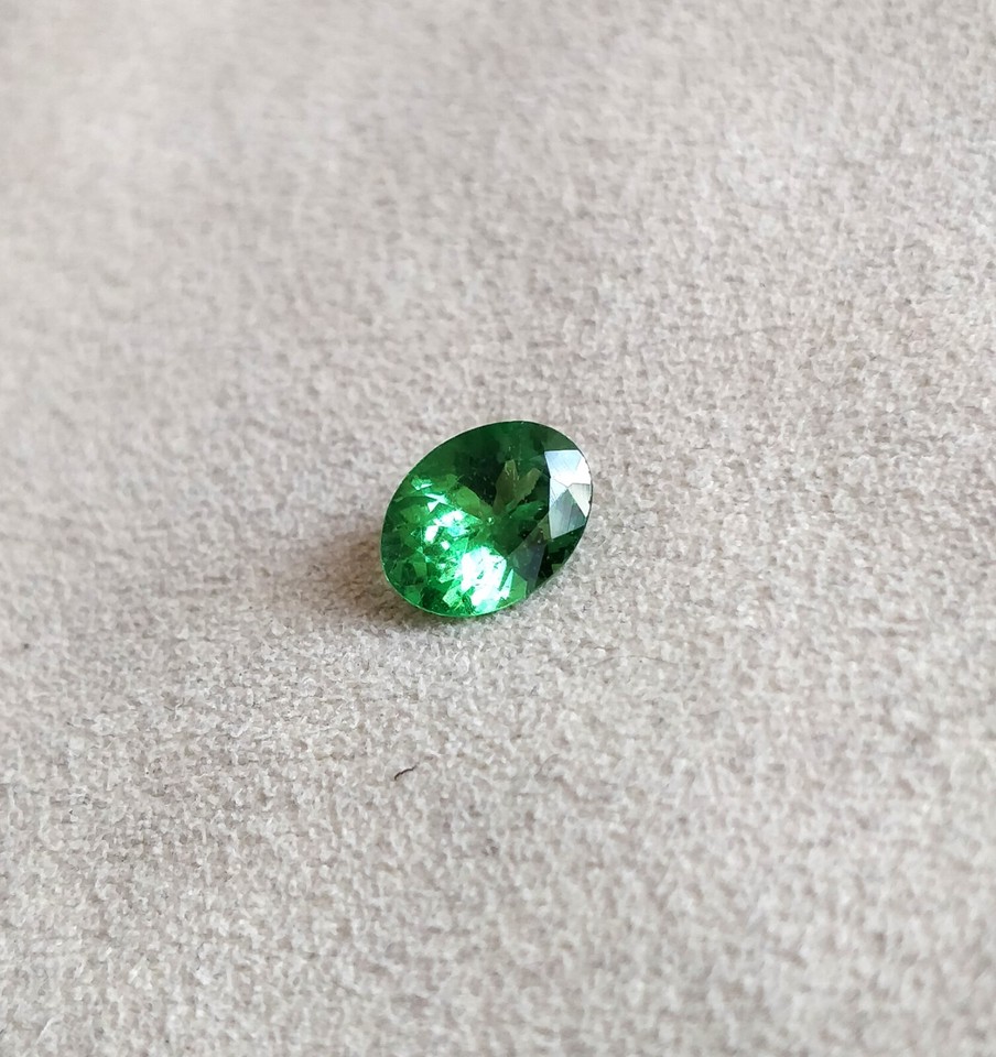 8-30x6-20-mm-oval-tsavorite-green-garnet-ring-gemstone-green-fire-loose