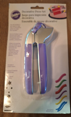 Wilton Decorative Press Set
