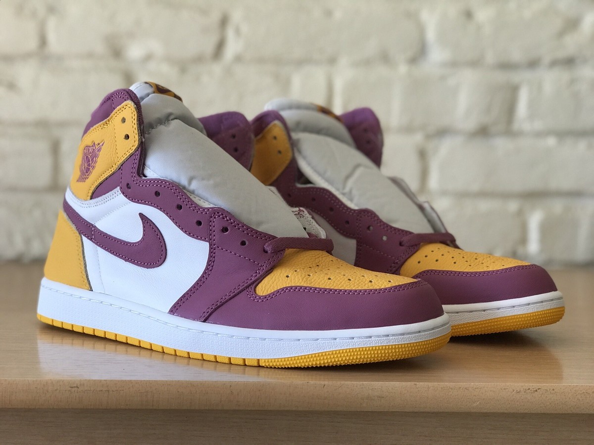 Nike Air Jordan 1 High Brotherhood 555088-706 Gold Yellow Bordeaux