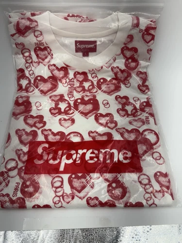 Grande Saint Valentin blanc rouge Supreme Hearts Paris Ss21 neuve dans son emballage