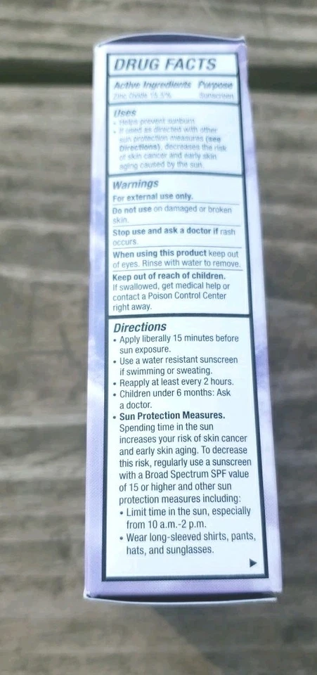 Fenty Skin Start'r Set Limpiador (1,52 oz) Hydra Vizor (1 oz) Agua Grasa (1,7 oz) Foto 4 de 4