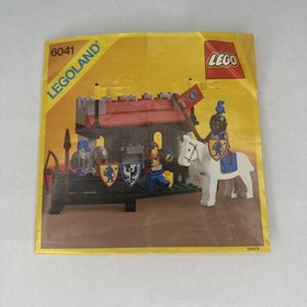 LEGO 6041 - Castle: Lion Knights: Armor Shop -99% complete w/ instructions