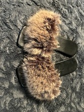 Women's Size 7/ Eur 38 Faux Fur Slides Brown Furry Sandals NEW