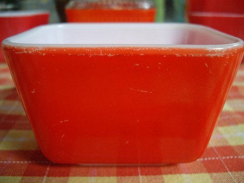 Tarro de refrigerador rojo pequeño vintage PYREX 501 ~ U-ELIGE ~ - Imagen 9 de 31