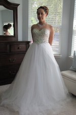 White/nude Wedding/prom Dress Size 4 Non Refundable 