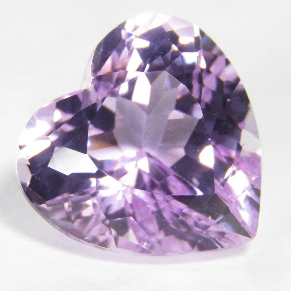 11.62Cts Glorious Sparkling Pink Kunzite 14mm Heart Shape Afghanistan Gemstone - Image 4 of 4