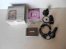 GARMIN nuvi 200 Bundle Automotive Mountable GPS Navigation System Bundle VGC