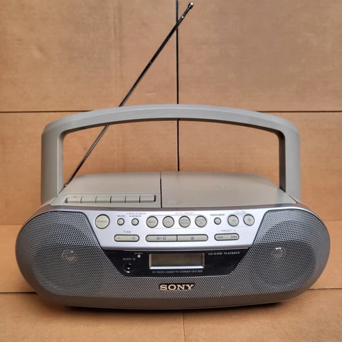 Sony CFD-S05 Cassette Tape Recorder CD Player Boombox AM FM Radio Tuner. GREAT