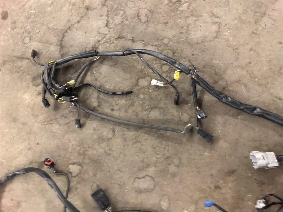 Arnés de cableado del motor principal Arctic Cat Firecat 700 F7 500 600 F5 F6 04-06 OEM Foto 3 de 4