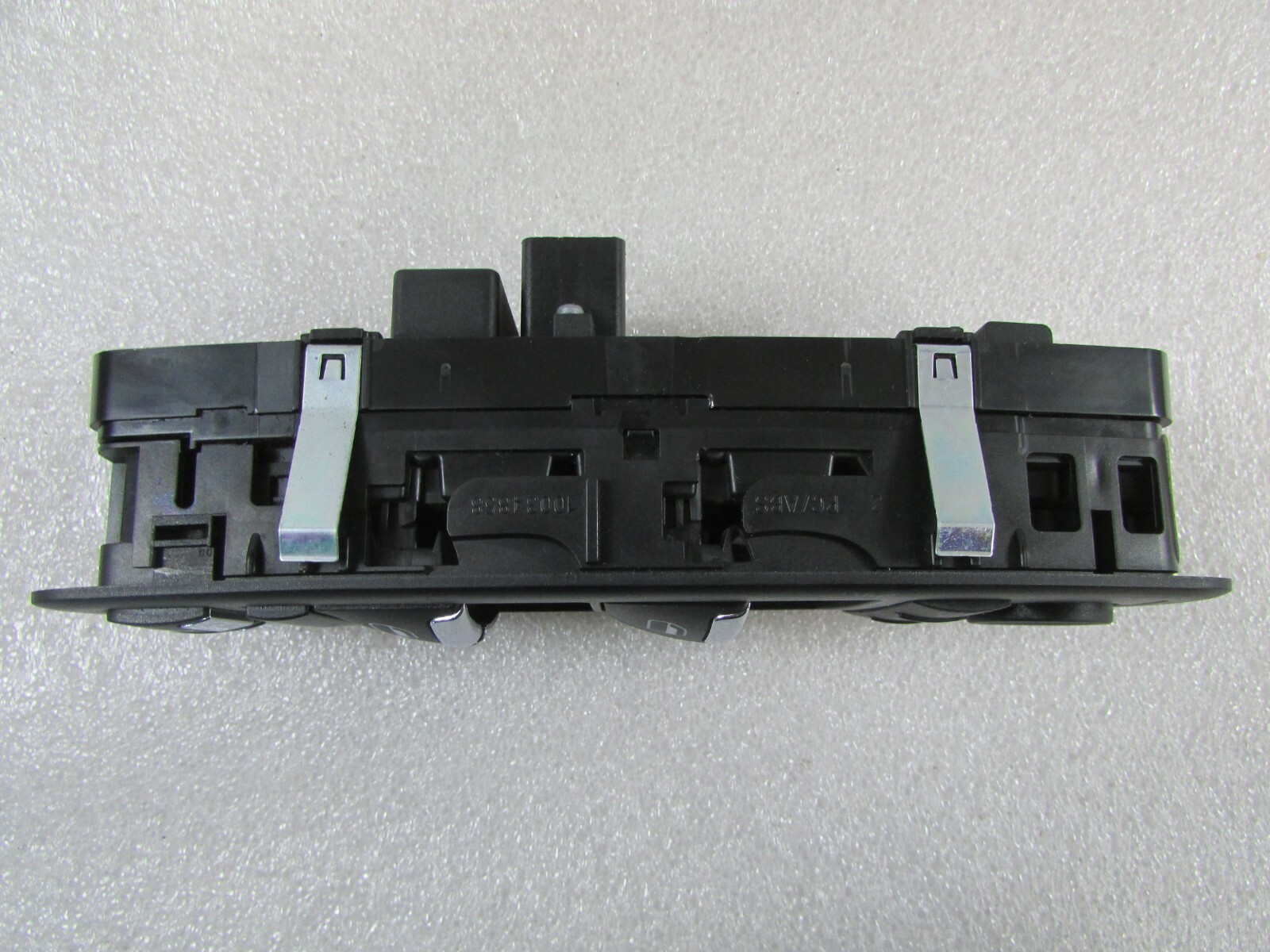 Maserati Ghibli LH, Left Front Door Switch, Used, P/N 670025406