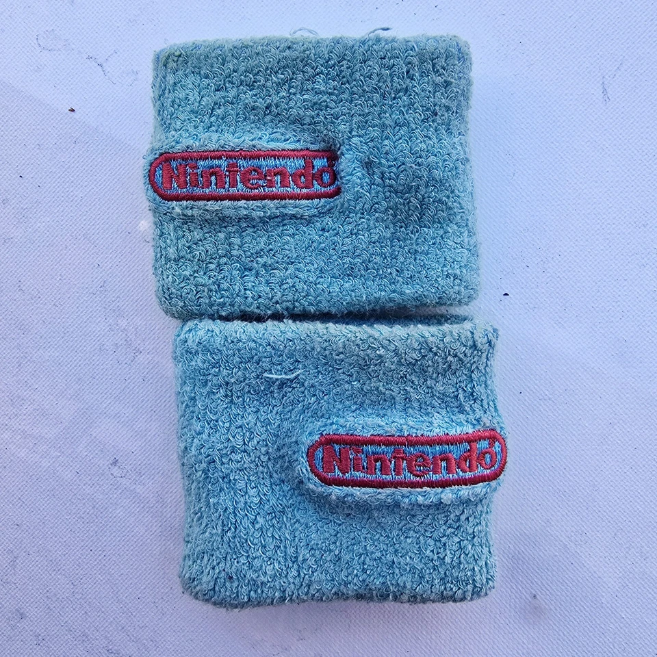 Juego de 2: Pulsera Nintendo vintage de nivel Foto 2 de 2