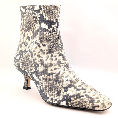Gianni Bini Women s Ankle Boots 7.5 Snake Print Side Zip Square Toe Kitten Heel
