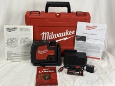EUC.Milwaukee 3522-21 USB Rechargeable Green Cross Line & Plumb Points Laser