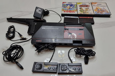 Sega Master System MK1 Console & 5 Games Bundle 2 pads and phaser gun