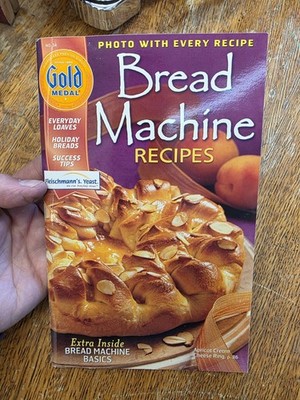 Gold Medal Bread Machine Recipes, 2001, Betty Crocker, Magazine Style