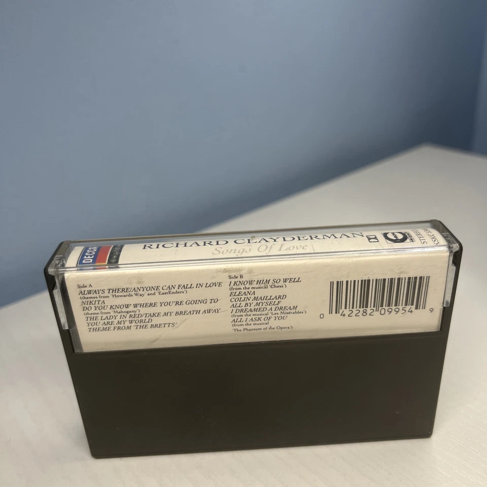 RICHARD CLAYDERMAN SONGS OF LOVE CASSETTE TAPE ALBUM - Image 3 of 3