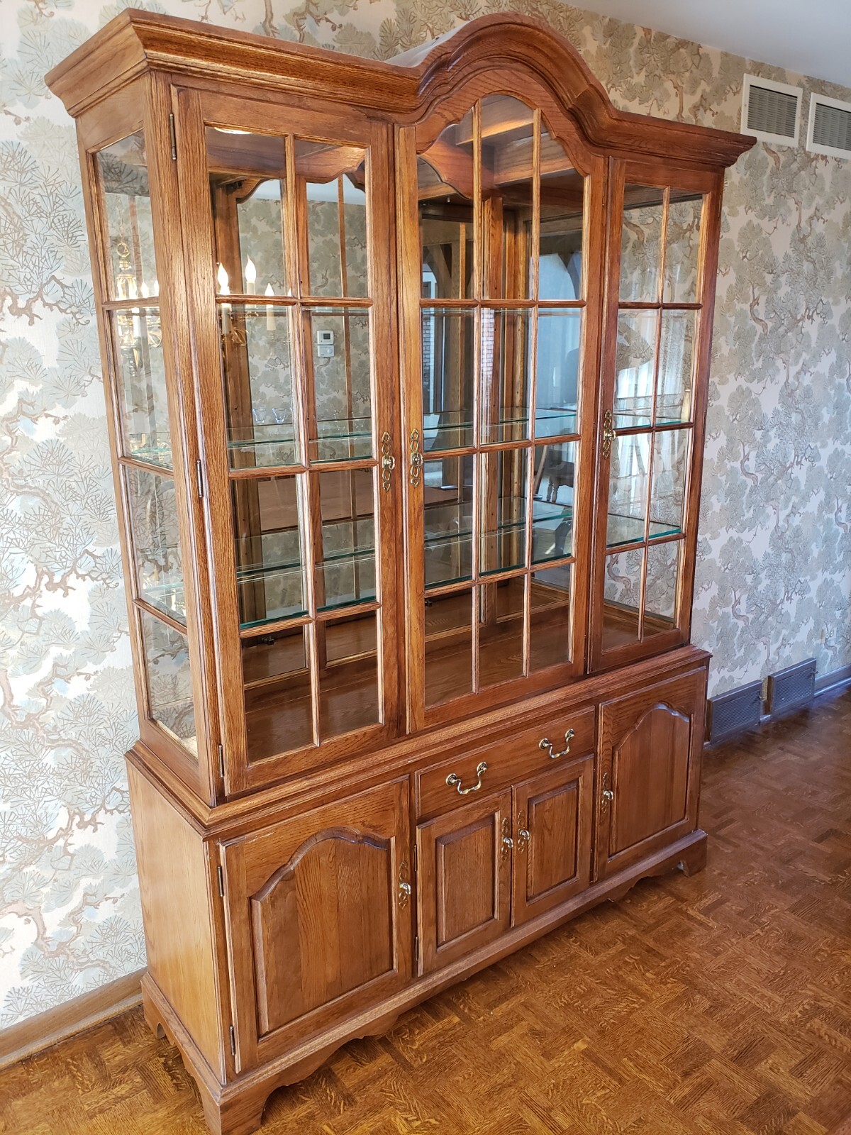 Ethan Allen Dining Room Set (also includes China and 2 Servers