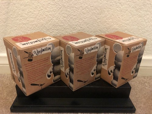 Disney Vinylmation Create Your Own Series Set Of Three 3” Figures - Picture 4 of 5