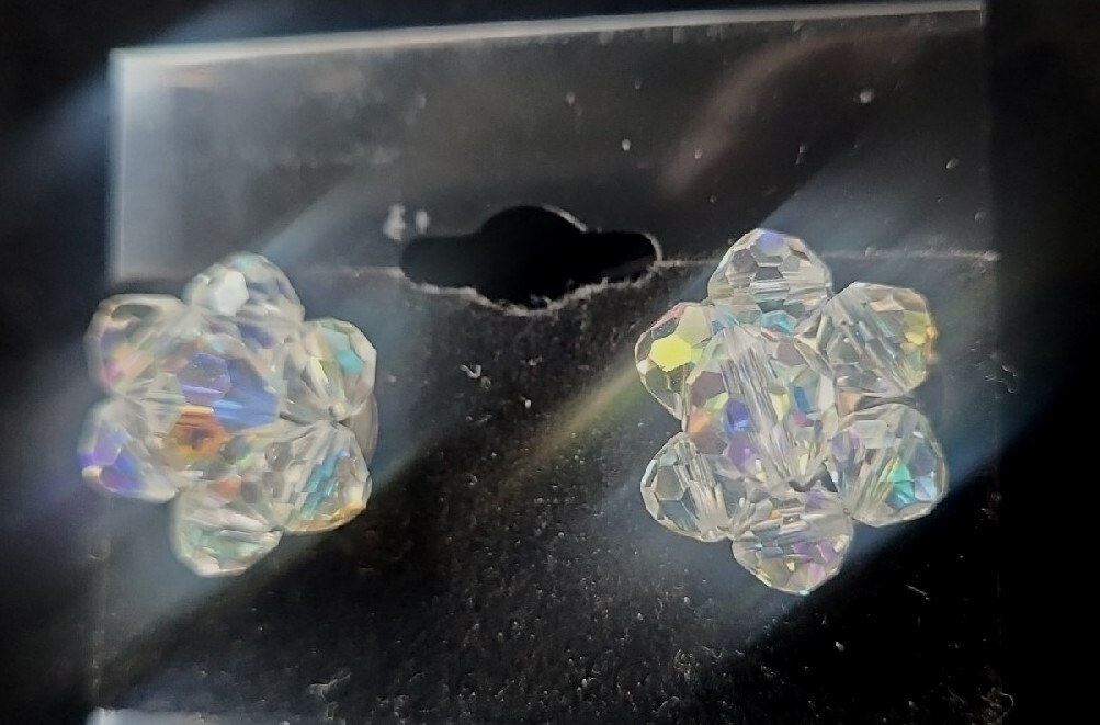 Vintage ice aurora borealis earrings clip-on Silvertone clasp women's