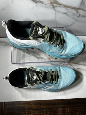 Saucony trail peregrine 10st  size 9.5. Robins egg blue and olive green.