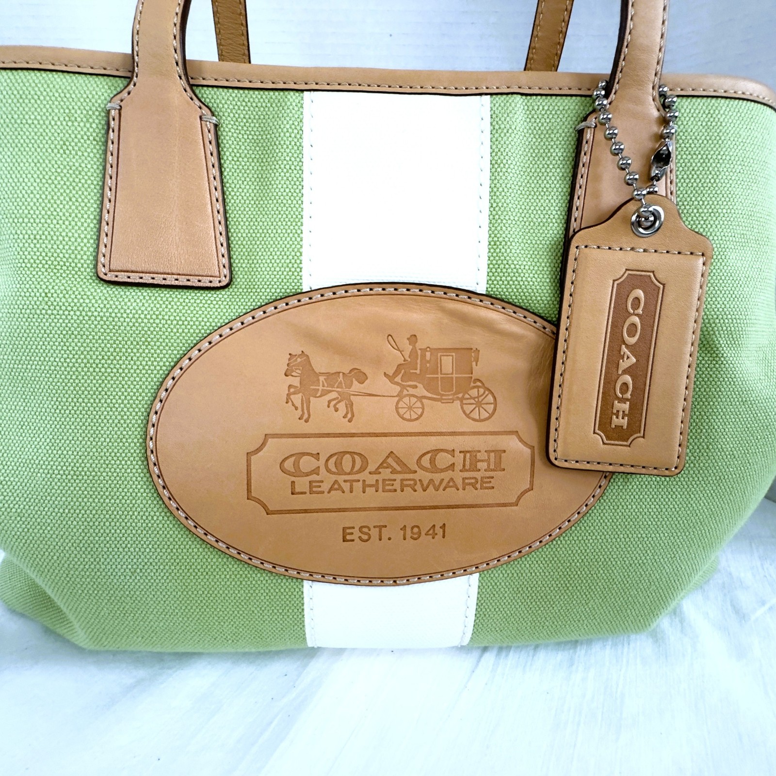 Coach M0882-13490 Hamptons Archive 10th Anniversary Frame Kisslock XL Canvas image 2