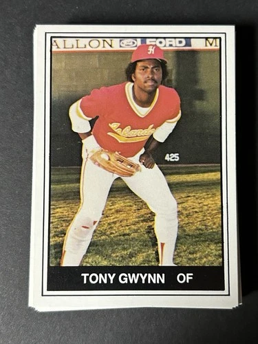 1982 Hawaii Islanders Team Set- Complete  Set (25/25)- TCMA  : NRMT-MT