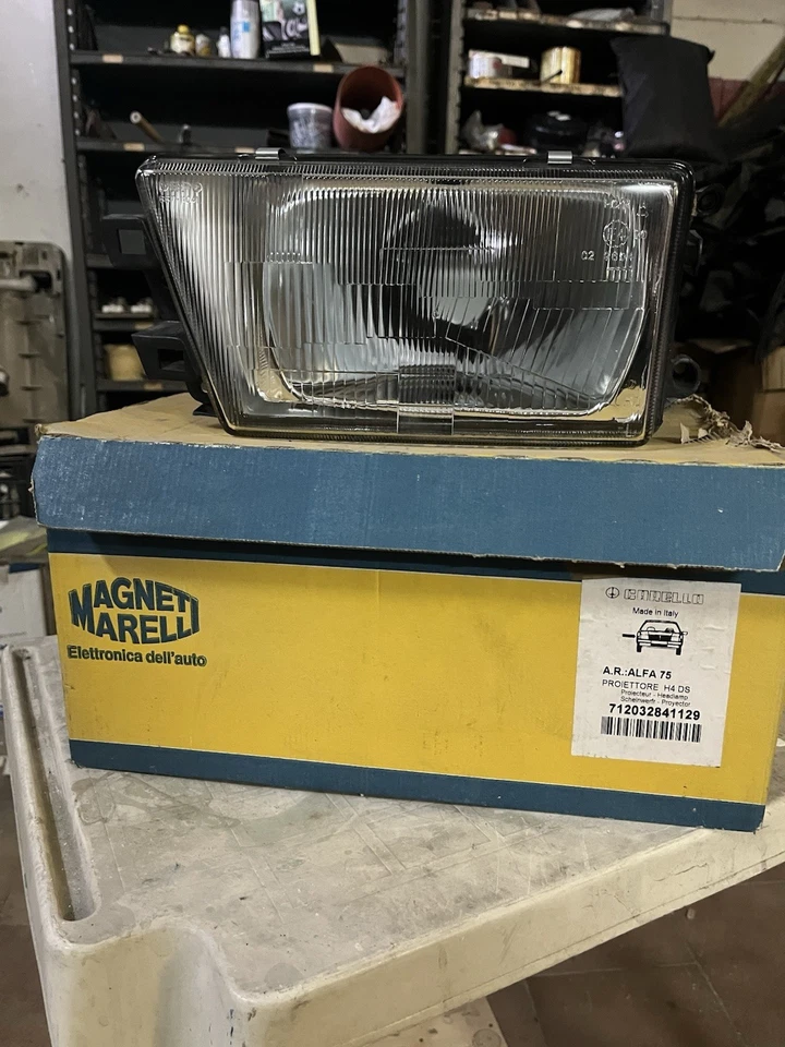 Faro Anteriore Destro Alfa Romeo 75 - Imagen 2 de 4
