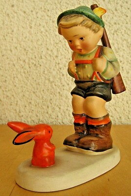Hummel Figurine ''SENSITIVE HUNTER'' HUM 6/0 TMK2 FULL BEE MARK Goebel MINT W179