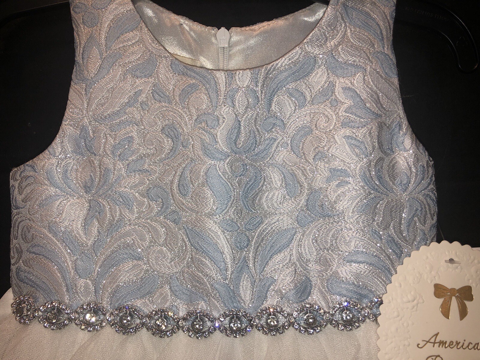 Picture 9 of 12